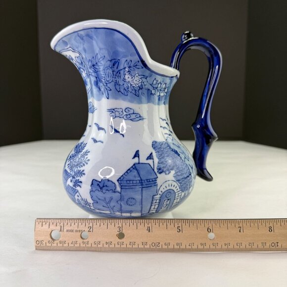 Vintage Blue White Asian Design Porcelain Pitcher Vase - Picture 9 of 9